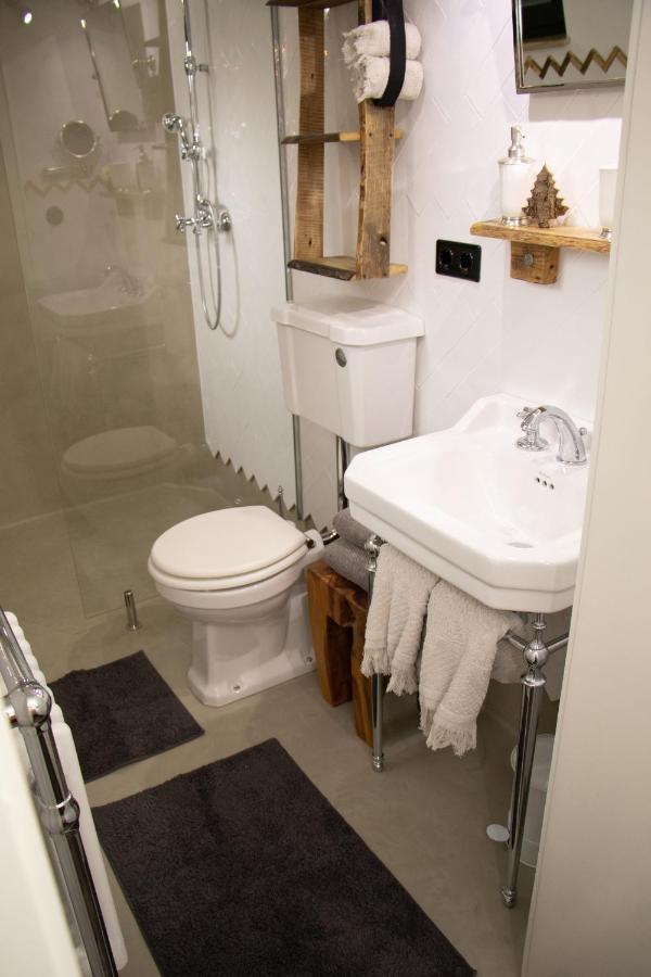 Boutique Apartments Benz I-Iii แบร์กิชกลัดบัค ภายนอก รูปภาพ